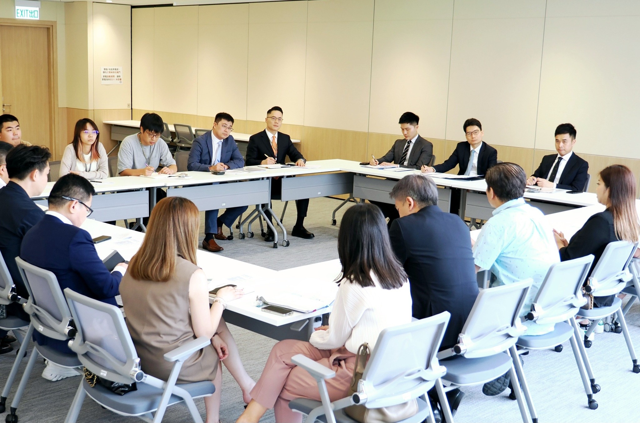 被邀請加入加強規管無抵押借貸諮詢會議